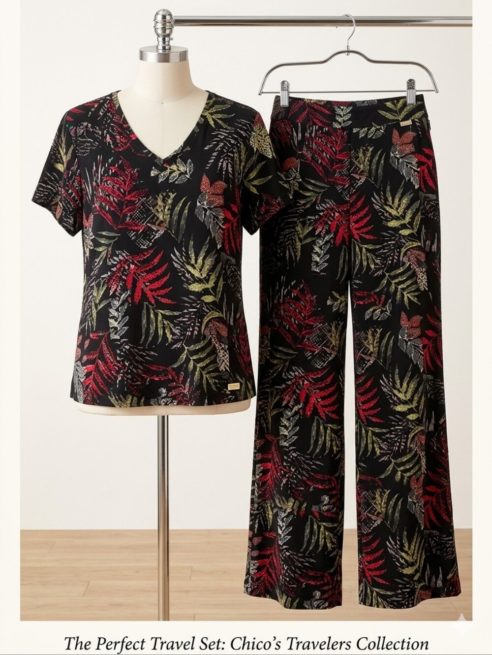 Chico's Travelers Set Tropical Leaf Print V-Neck Top & Wide Leg Pants